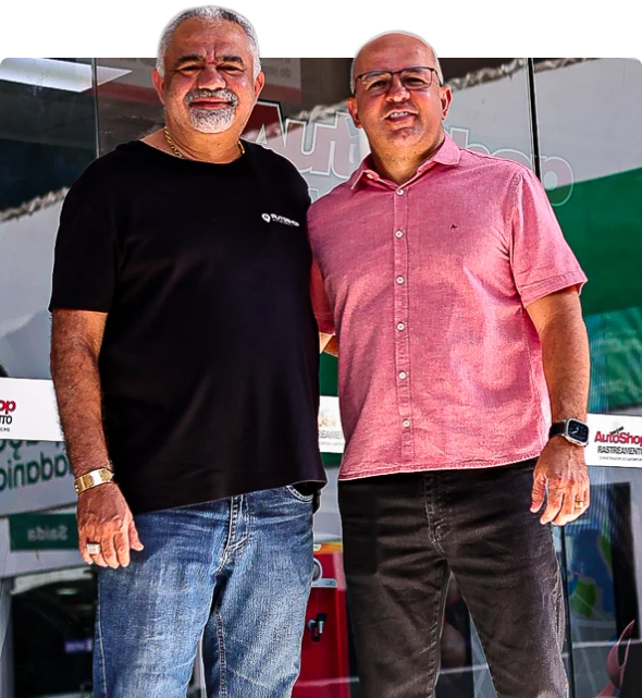 Equipe Auto Shop Rastreamento